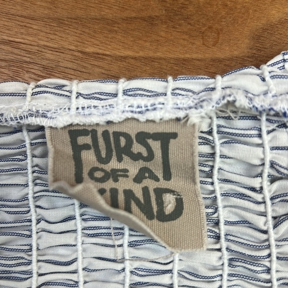 Like new LF Furst of A Kind sweet looking Tube Top - Picture 3 of 3